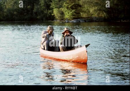 HENRY FONDA, KATHARINE HEPBURN, ON GOLDEN POND, 1981 Stock Photo