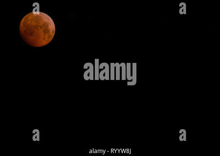 View to the total eclipse of the moon in January 2019 over Germany Stock Photo
