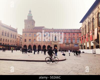 Piazza Maggiore, Bologna, Emilia Romagna, Italy Stock Photo