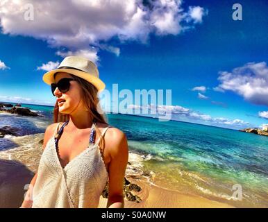 Caribbean lifestyle - fashion, relaxing, beach, shades of blue Stock Photo