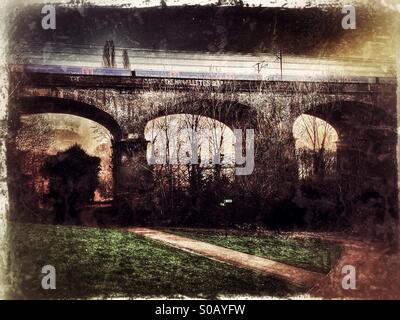 Train passing over the Wharncliffe viaduct, Hanwell, London Borough of Ealing, West London, United Kingdom, Europe Stock Photo