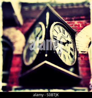 Clock at Paddock Wood railway station, Borough of Tunbridge Wells, County of Kent, England, United Kingdom, Europe Stock Photo