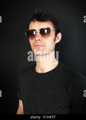 eyewear-burning man sunnies accessories sunglasses Black Heart shaped goggles goggles