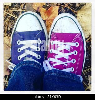 Purple pink converse hi-res stock photography and images - Alamy