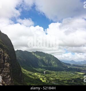 Nu’uanu Pali lookout, Oahu, Hawaii Stock Photo