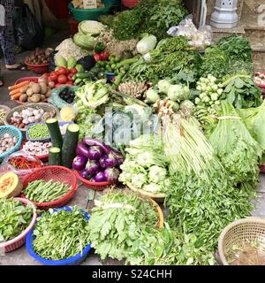 Streetmarket, fruit & veg, Hanoi, Vietnam Stock Photo