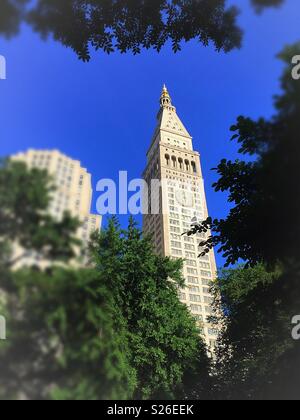 The MetLife tower on Madison Avenue as seen from Madison Square, Park, NYC, USA Stock Photo