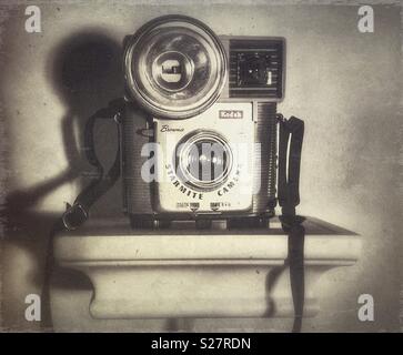 Vintage Kodak Starmite camera on shelf Stock Photo