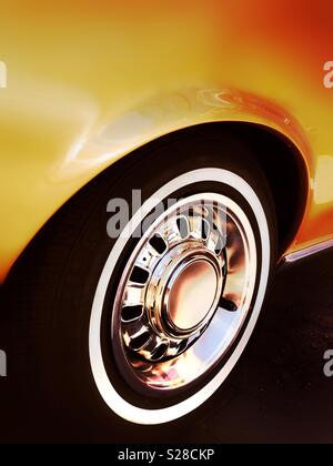 The car wheel hub of a Ford Mustang Stock Photo
