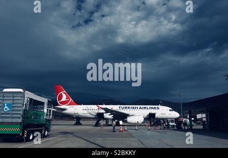 Boarding on Turkish Airlines aircraft at Gazipasa Airport Stock Photo