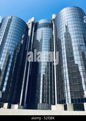 Westin Bonaventure Hotel, Los Angeles, California. Architect: John ...