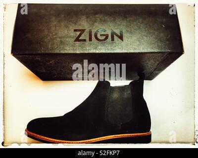 Leninism Mutual Guinness Zign men's shoes Stock Photo - Alamy