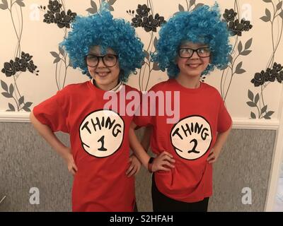 thing 2 blue wig