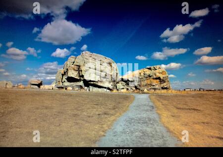 Okotoks erratic, quartzite rock, tourist attraction, Alberta, Canada Stock Photo