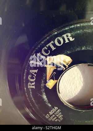 Close-up vintage 45 RPM vinyl record, RCA Victor label, USA Stock Photo