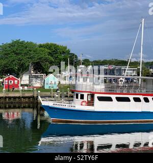Jonathan Lewis, a boat operated by Hyannis Harbor Tours, Hyannis, Cape Cod, Massachusetts, United States Stock Photo