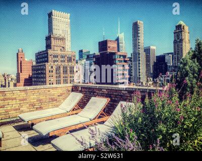 A closer look at Luxury Building Rooftop Sun Deck