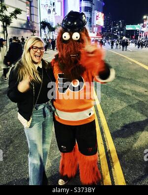 Hockey mascot hi-res stock photography and images - Alamy