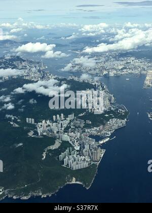 Aerial image of Hong Kong Island, Hong Kong harbour and Kowloon Stock Photo