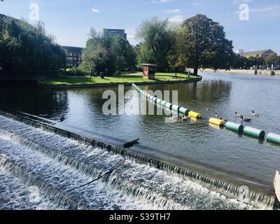 Weir on the Great River Ouse, Bedford, Bedfordshire, England, UK Stock Photo