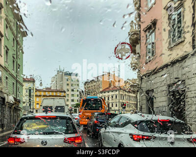 Traffic Jam in 23 De Maio Avenue, in Rainy Day Editorial Stock Photo -  Image of february, paulo: 131418808