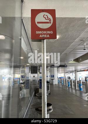 Smoking area at airport terminal in California Stock Photo - Alamy