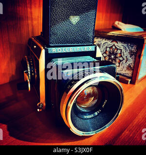 rolleflex old vibtage photo camera on a shelf Stock Photo