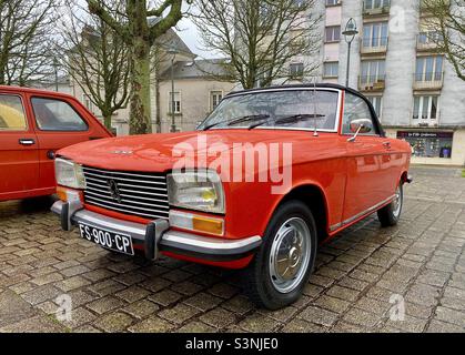 Peugeot 304 hi-res stock photography and images - Alamy