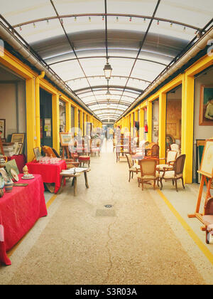 The covered Jules Vallès Flea Market in Saint-Ouen, Paris Stock Photo