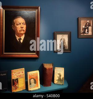 Exhibit includes painting SIR ARTHUR CONAN DOYLE author of the Sherlock Homes books who lived in Portsmouth Stock Photo