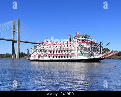 Georgia Queen Riverboat on the Savannah River and Talmadge Memorial Bridge, Savannah, Georgia, USA. Stock Photo