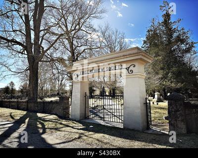 Entrance gate to Jewish cemetery in Preston, Connecticut, USA. Called First Hebrew Society. Taken during early spring. Stock Photo