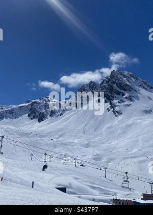View from Panoramic 3022m as you exit the funiculaire, Tignes, Val Claret, French alps next to Grande Motte Stock Photo