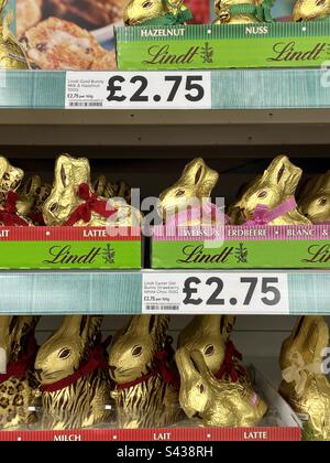 Chocolate Easter Bunies in a supermarket Stock Photo