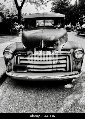 52CHEVY  Classic pickup trucks, Gmc pickup trucks, Pickup trucks