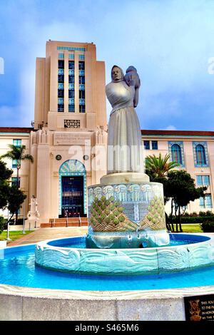 Statue with a fountain in front of the San Diego County Administration Center Building Stock Photo