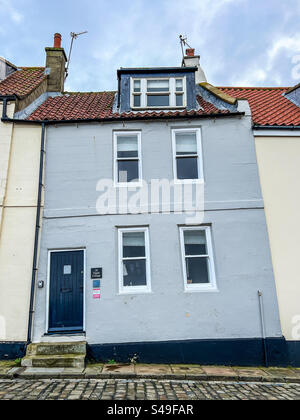 Tipple cottage on Henrietta Street in Whitby North Yorkshire Stock Photo