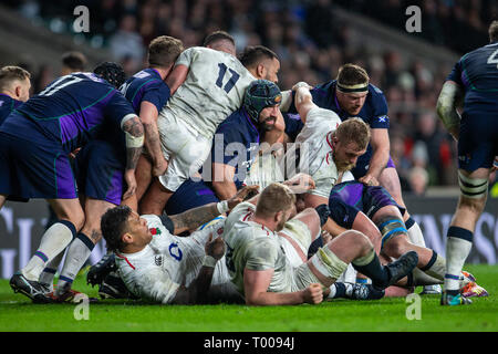 Twickenham Stadium, London, UK. 16th Mar, 2019. Guinness Six Nations rugby, England versus Scotland; The battle of the packs Credit: Action Plus Sports/Alamy Live News
