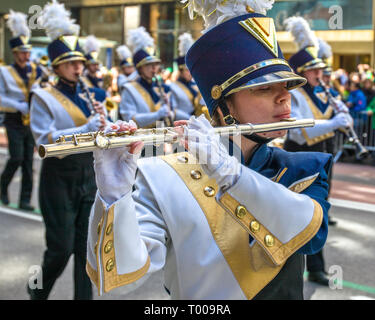 New York, USA. 16 March 2019.  Members of a music band march through New York's 5th Avenue during the 258th NYC St. Patrick's Day Parade.  Photo by Enrique Shore Credit: Enrique Shore/Alamy Live News Stock Photo