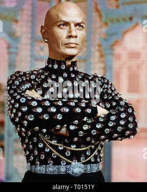 YUL BRYNNER, THE KING AND I, 1956 Stock Photo