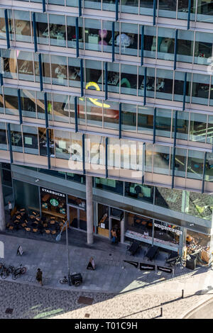 London street views from the Tate Modern Blavatnik Building Viewing Level looking down onto Summer Street and Neo Bankside. Stock Photo