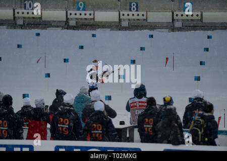 Ski Stadium, Oestersund, Sweden, 17th March 2019 It was Men's and Women's Relays day at the IBU Biathlon World Championships and 20,000 fans filled the stadium in Östersund. Pictured: Johannes Thinges Boe shoots for gold. Picture: Rob Watkins/Alamy News Stock Photo