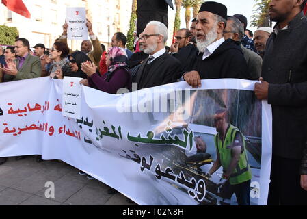Rabat, Morocco. 16th Mar, 2019. People shout slogan and hold posters during a protest in Rabat, Morocco, on March 16, 2019. Hundreds of Moroccans held on Saturday two sit-ins in the capital Rabat and the city of Casablanca to condemn terrorist attacks on two mosques in New Zealand. Credit: Chadi/Xinhua/Alamy Live News Stock Photo