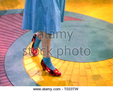 DOROTHYS RUBY SLIPPERS THE WIZARD OF OZ (1939 Stock Photo: 66500531 - Alamy