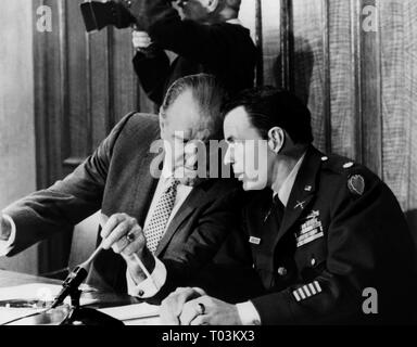 SCENE WITH FRANK SINATRA, THE MANCHURIAN CANDIDATE, 1962 Stock Photo