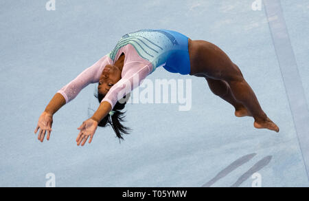 Stuttgart, Germany. 17th Mar, 2019. Gymnastics, World Cup: all-around, women in the Porsche Arena: Simone Biles from the USA is doing gymnastics on the ground. Credit: Marijan Murat/dpa/Alamy Live News Stock Photo