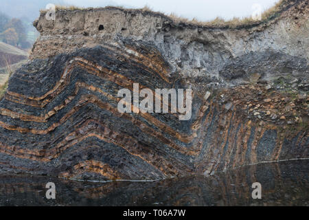 Valley Bulging Folded rock strata due to valley bulging, Peak District National Park ...