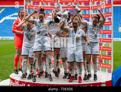 CARDIFF, UNITED KINGDOM, 15 April 2018. Swansea City Ladies celebrate after winning the FAW Women's Cup following a 2-1 victory over Cardiff City at t Stock Photo