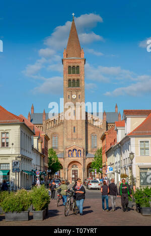 Peter-Pauls-Kirche, Am Bassin, Potsdam, Brandenburg, Deutschland Stock Photo