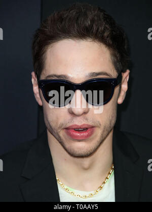 Hollywood, United States. 18th Mar, 2019. HOLLYWOOD, LOS ANGELES, CA, USA - MARCH 18: Comedian Pete Davidson arrives at the Los Angeles Premiere Of Netflix's 'The Dirt' held at ArcLight Cinemas Hollywood on March 18, 2019 in Hollywood, Los Angeles, California, United States. (Photo by Xavier Collin/Image Press Agency) Credit: Image Press Agency/Alamy Live News Stock Photo